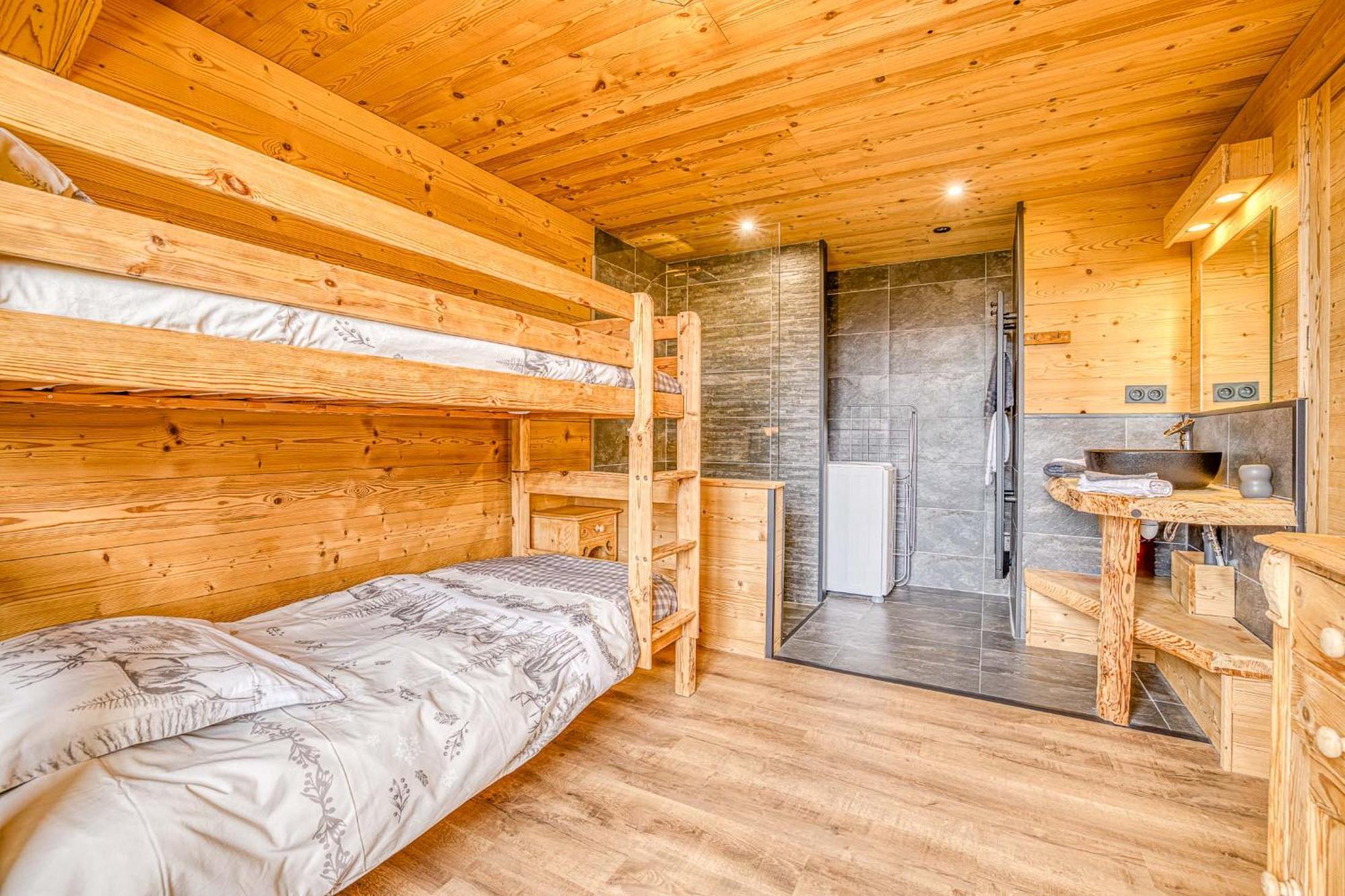 Apartment Le Chamois, Chez Le Charpentier D'antan, La Chaleur Du Bois, Le Calme De La Campagne *